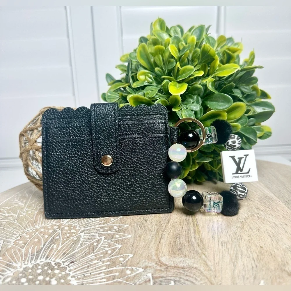 Card Holder Wristlet with Handmade Beaded Keychain in Black